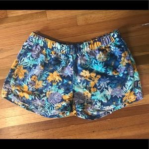 Patagonia Women’s Baggies Tropical Print Size M